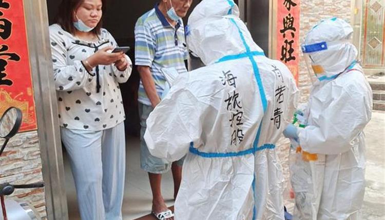 【平凡力量|旅控戰(zhàn)“疫”人物志⑤】貢獻(xiàn)志愿力量 筑起守護(hù)之墻——肖若青：一起努力，海南會(huì)好，彼此理解，守望相助